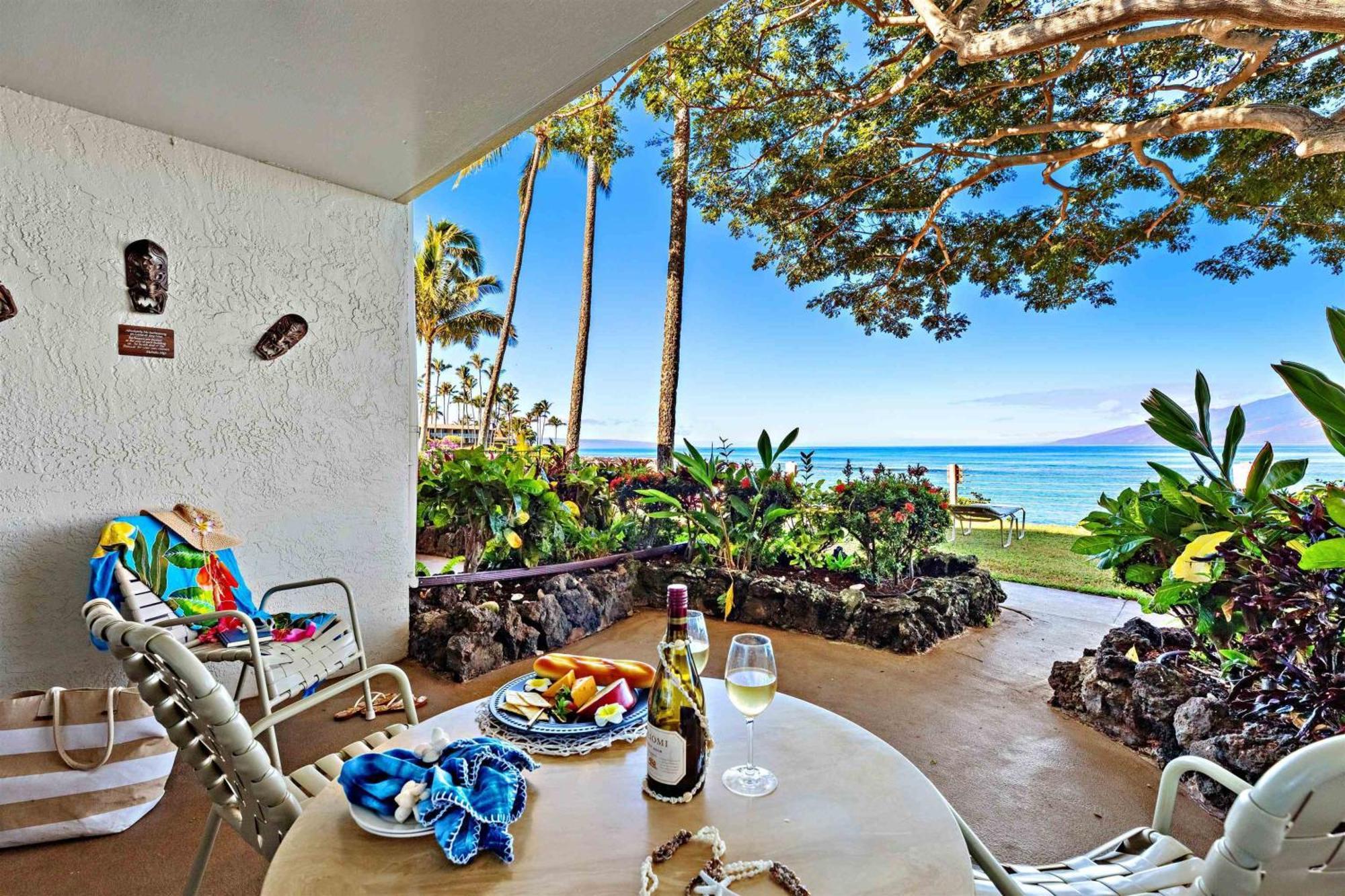 One-Bedroom Apartment Beach Front