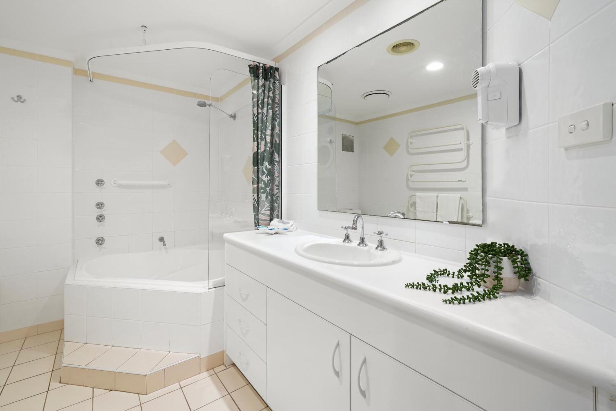 Two-Bedroom Apartment,1666648066:JPEG