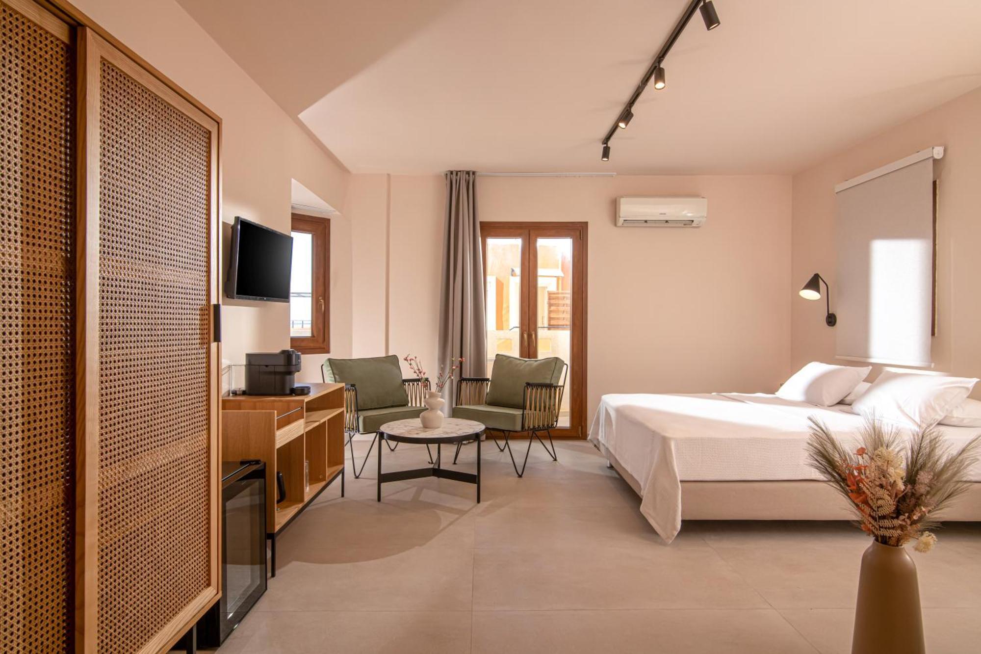 Junior Suite,1672591210:JPEG