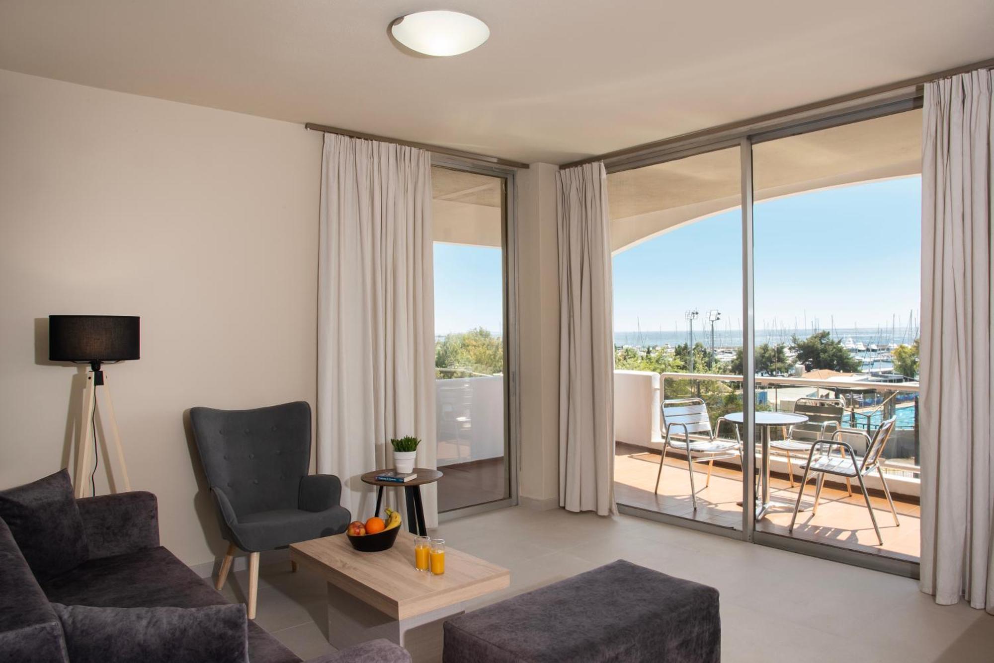Standard Family Apartment Sea View