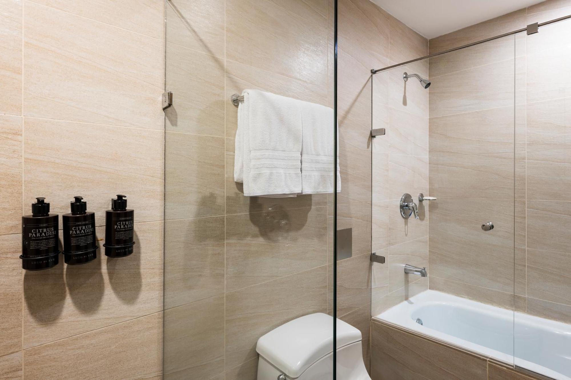 Junior Suite,1686432111:JPEG