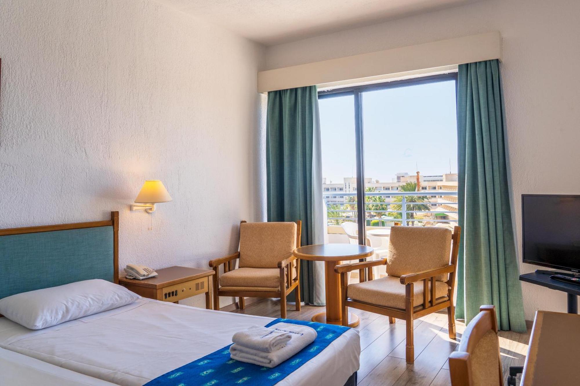 Standard Double or Twin Room,1758281620:JPEG