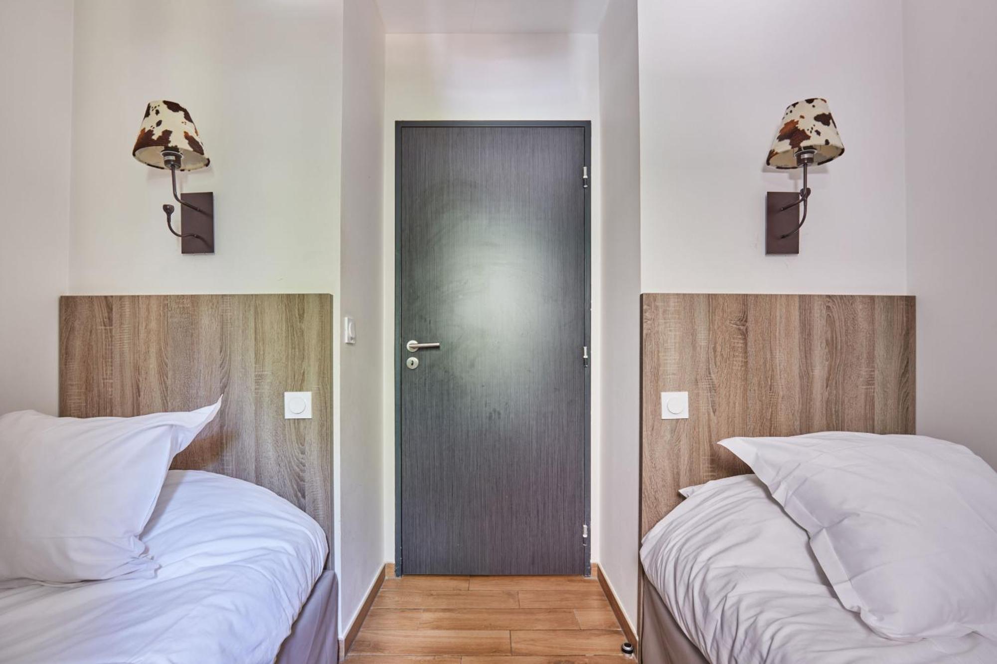 Two-Bedroom Apartment,1687500189:JPEG