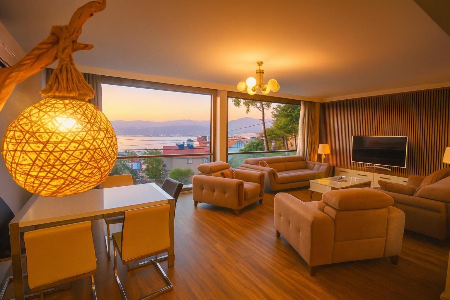 Quadruple Room with Private Bathroom