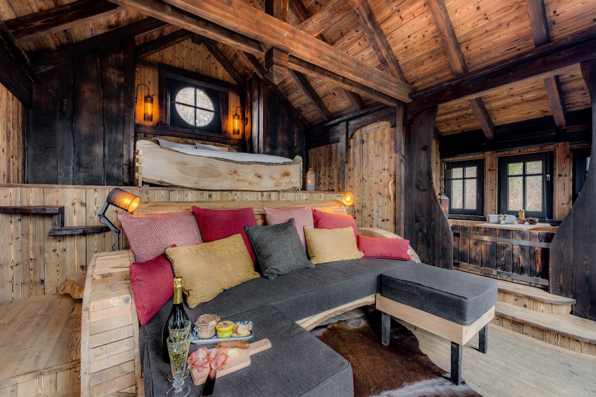 Superior Chalet