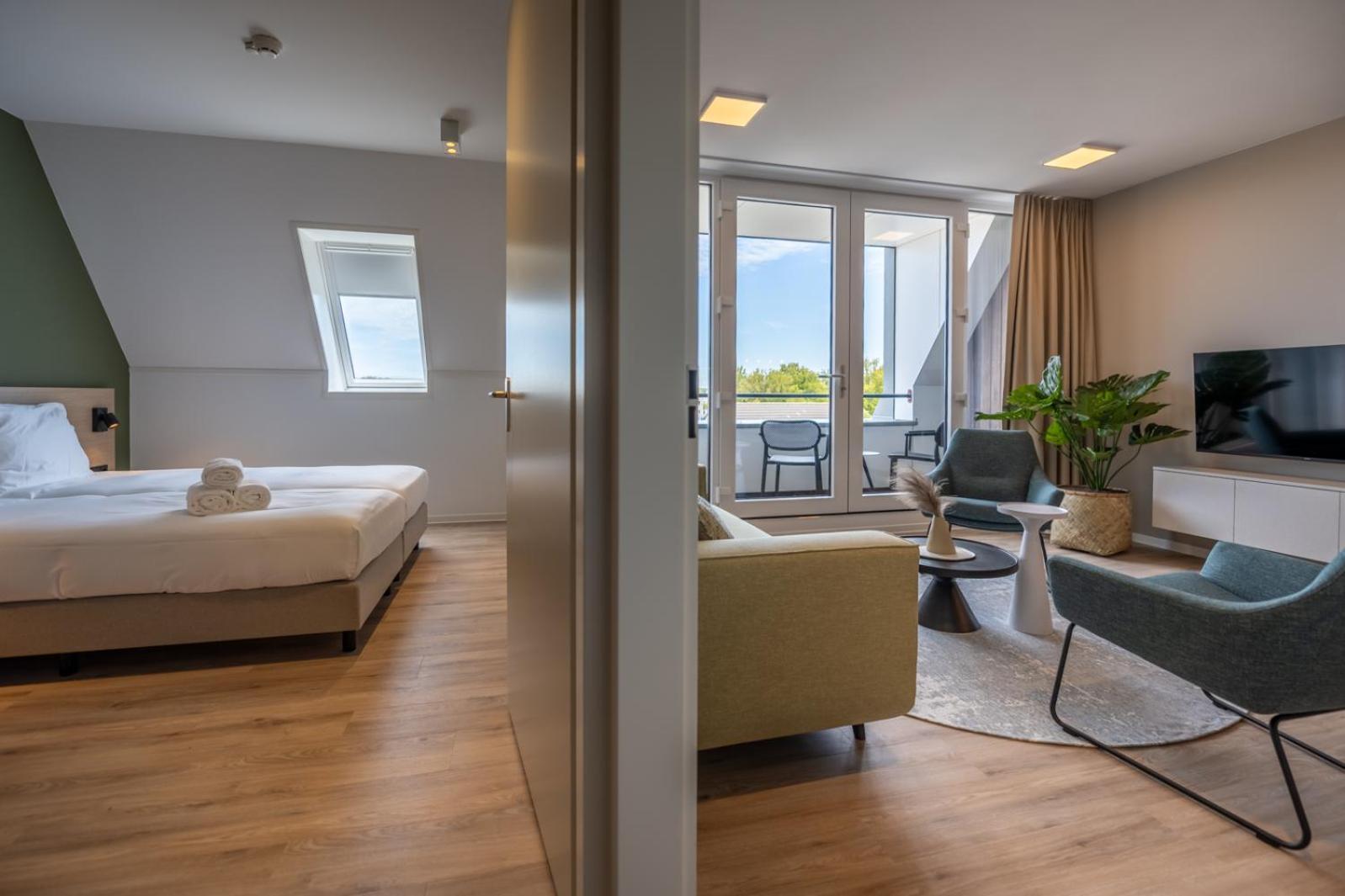 2-Person Apartment corner (no pets allowed)