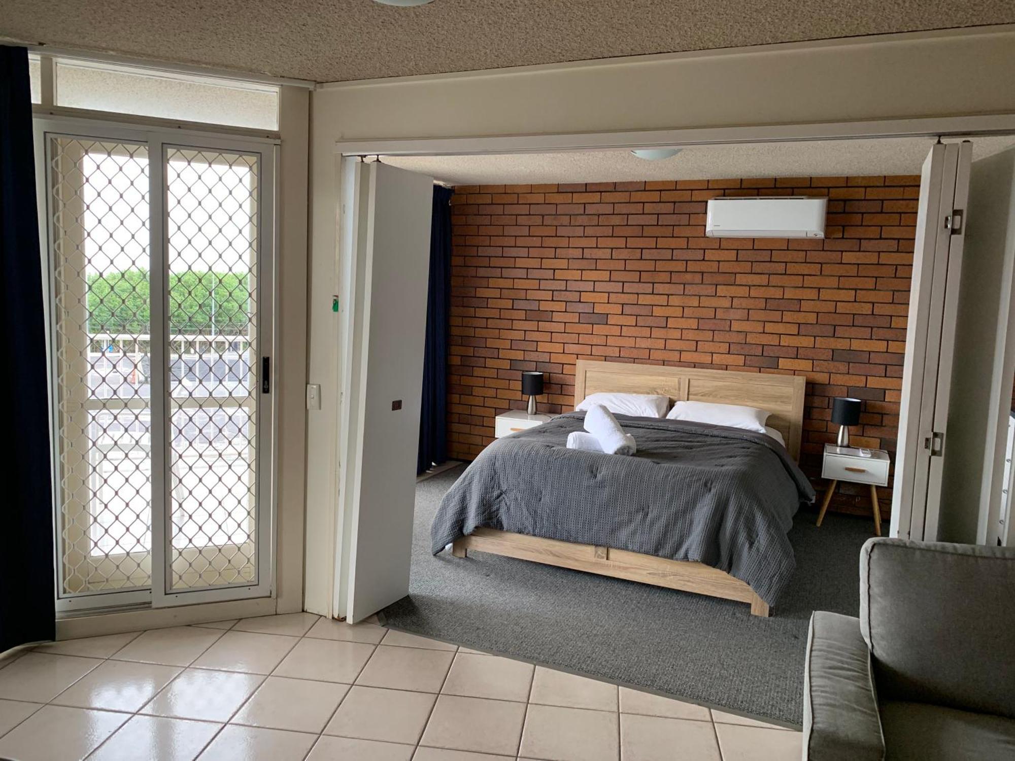 Family Two-Bedroom Apartment with View