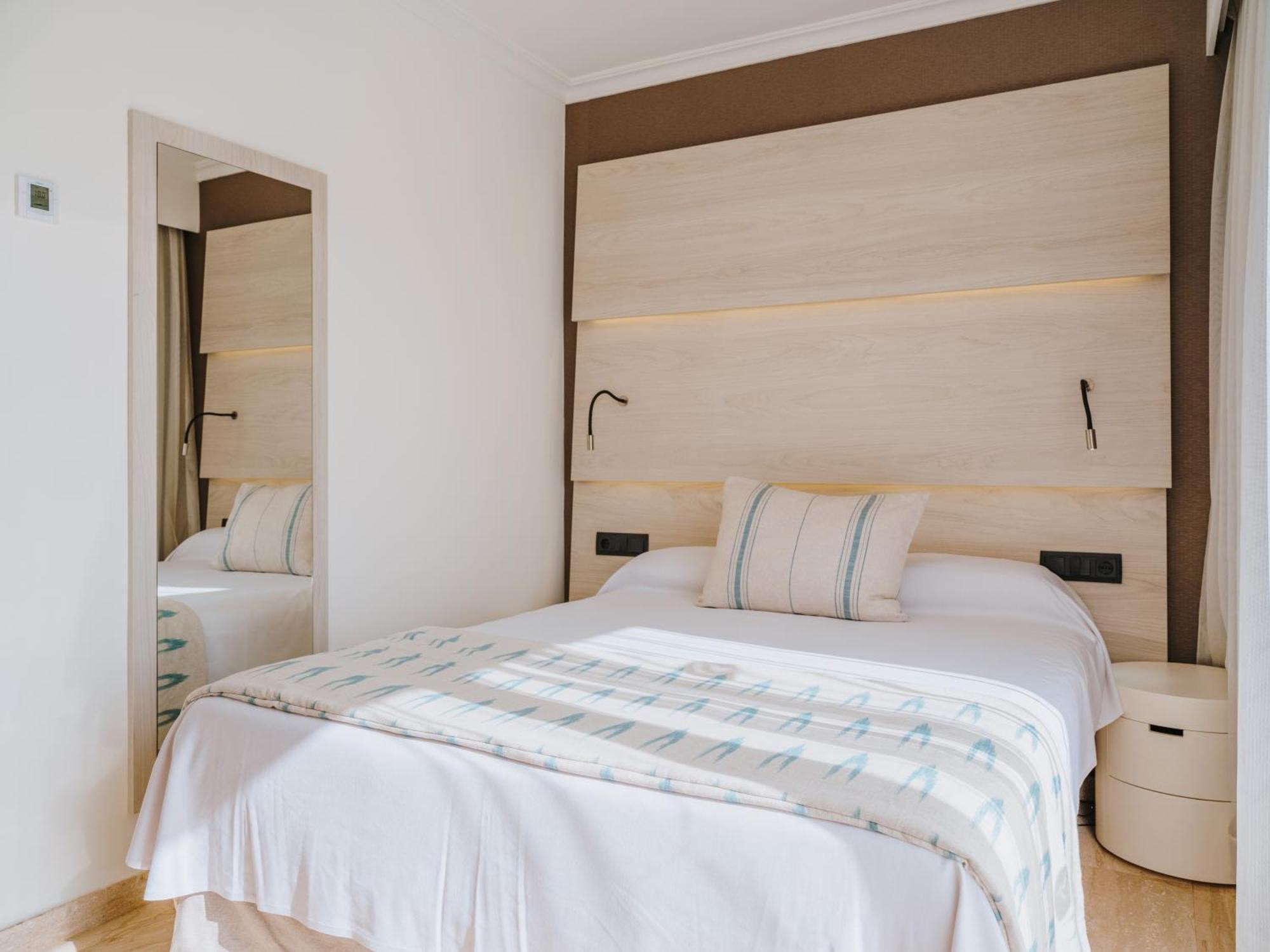 Single Room,1697789385:JPEG