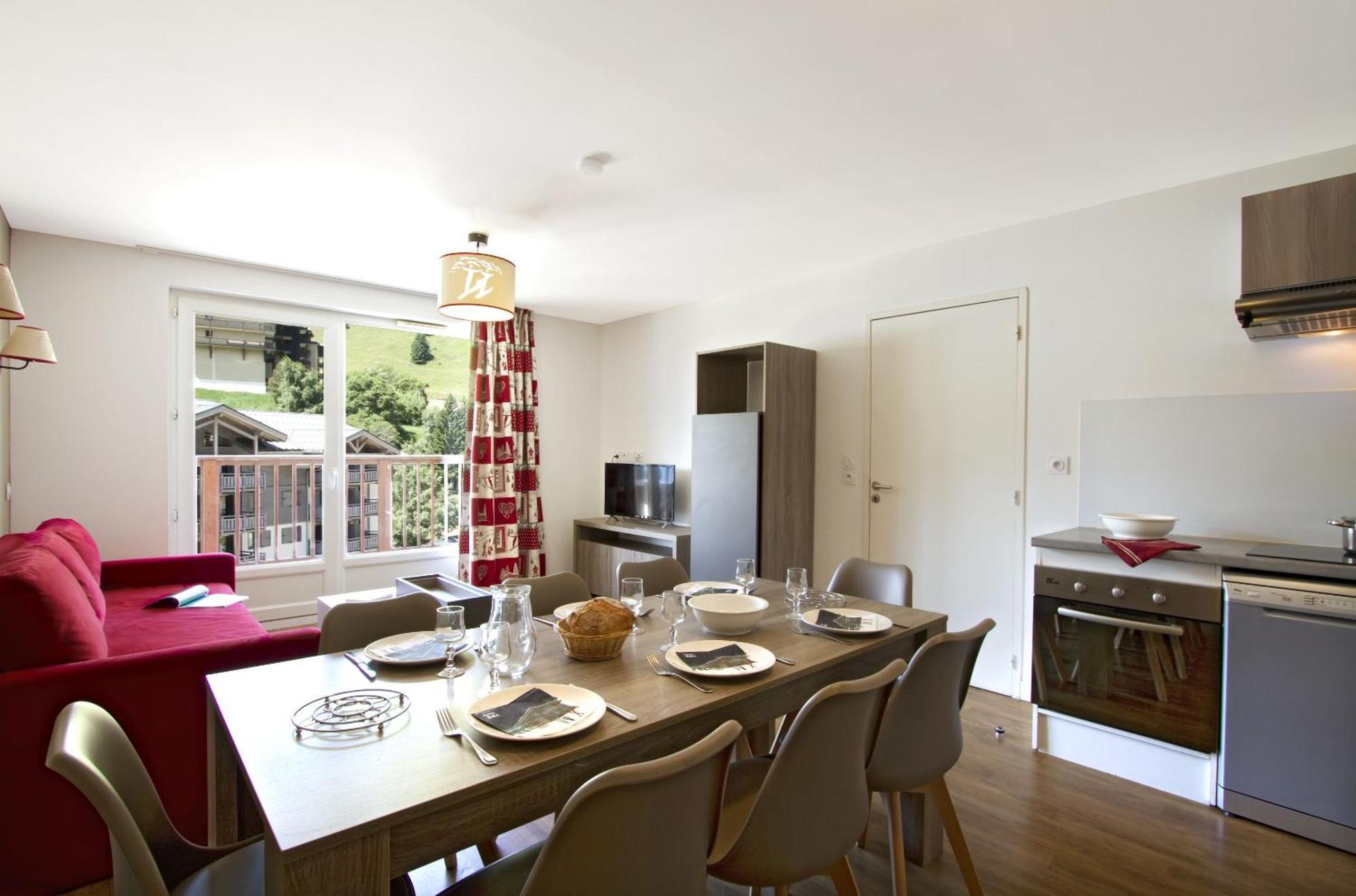 Three-Bedroom Apartment,1698154761:JPEG
