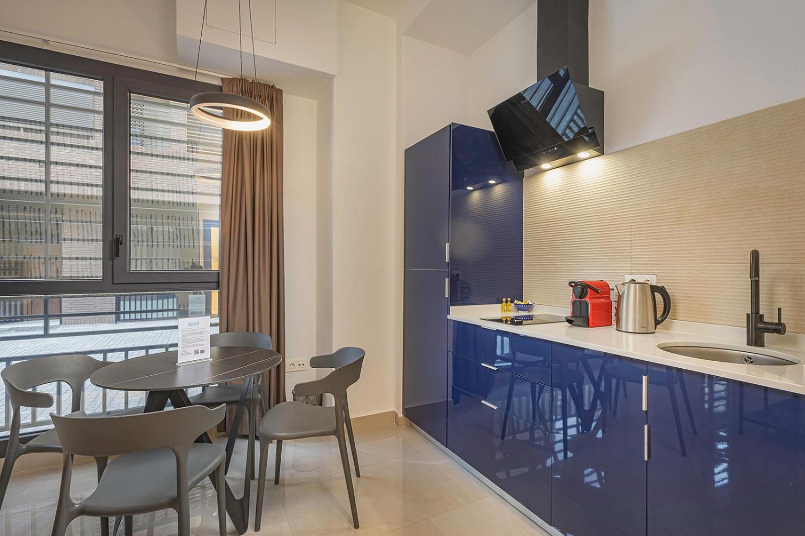 Deluxe Apartment