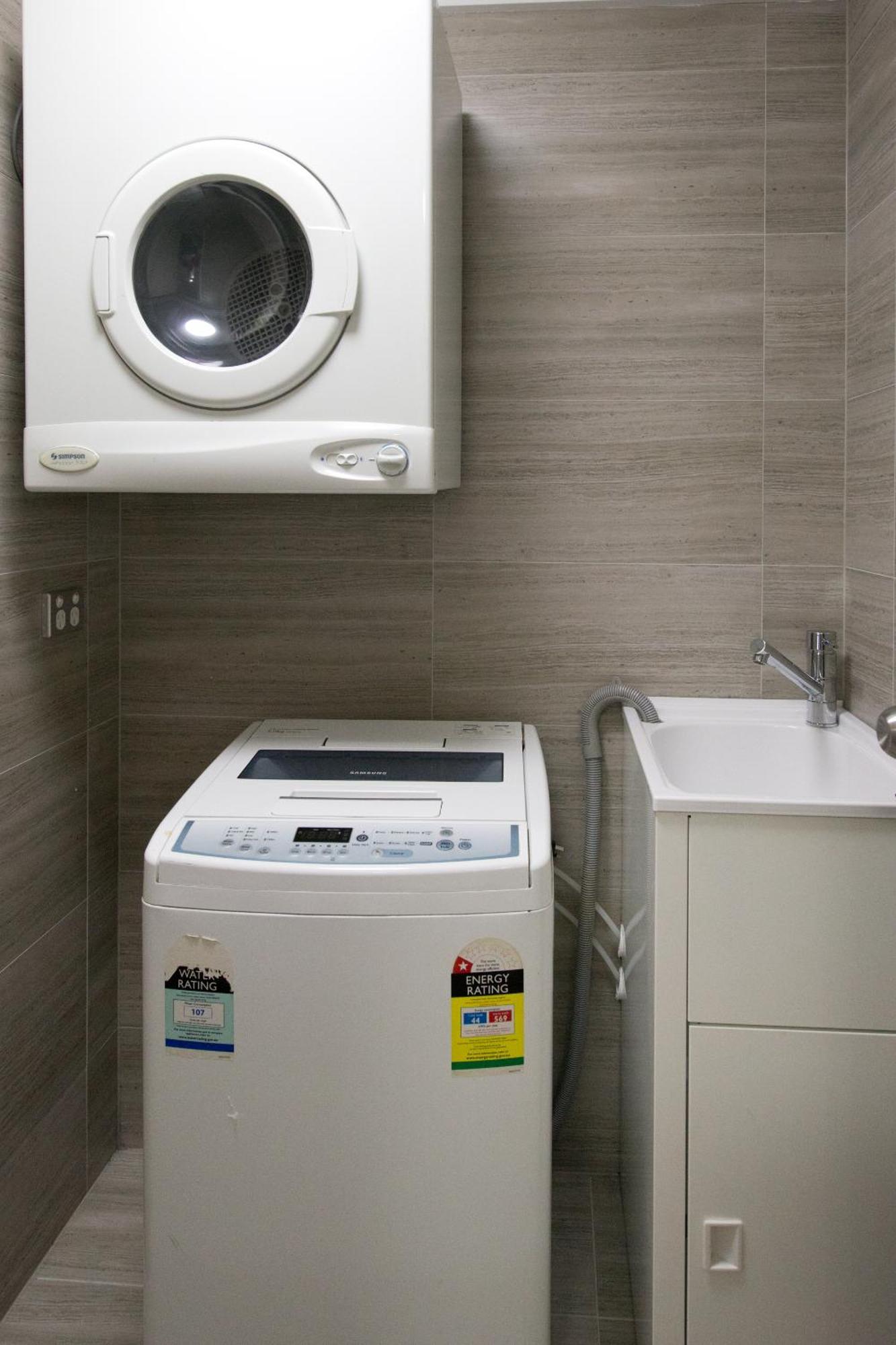 Executive 1 Bedroom Apartment-Twin Beds Limited Housekeeping