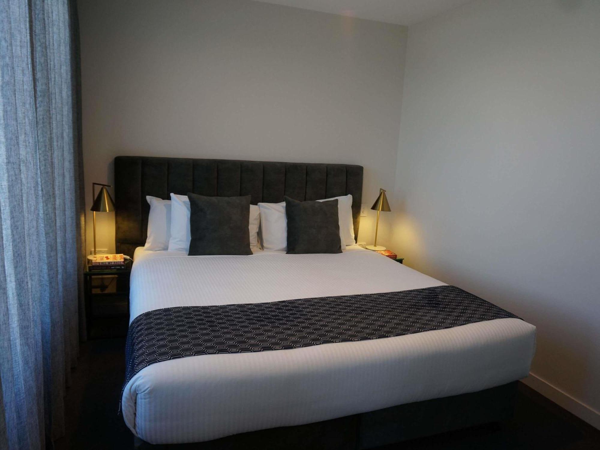 Superior Apartment with One King Bed,1718567033:JPEG