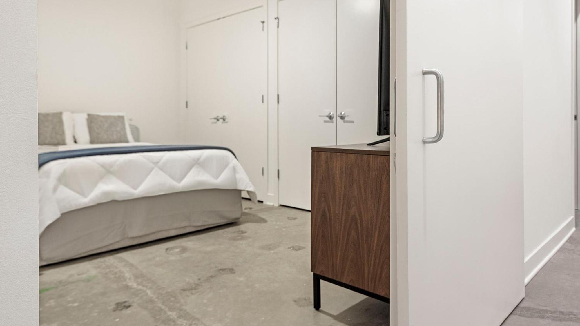 One-Bedroom Apartment,1721030761:JPEG