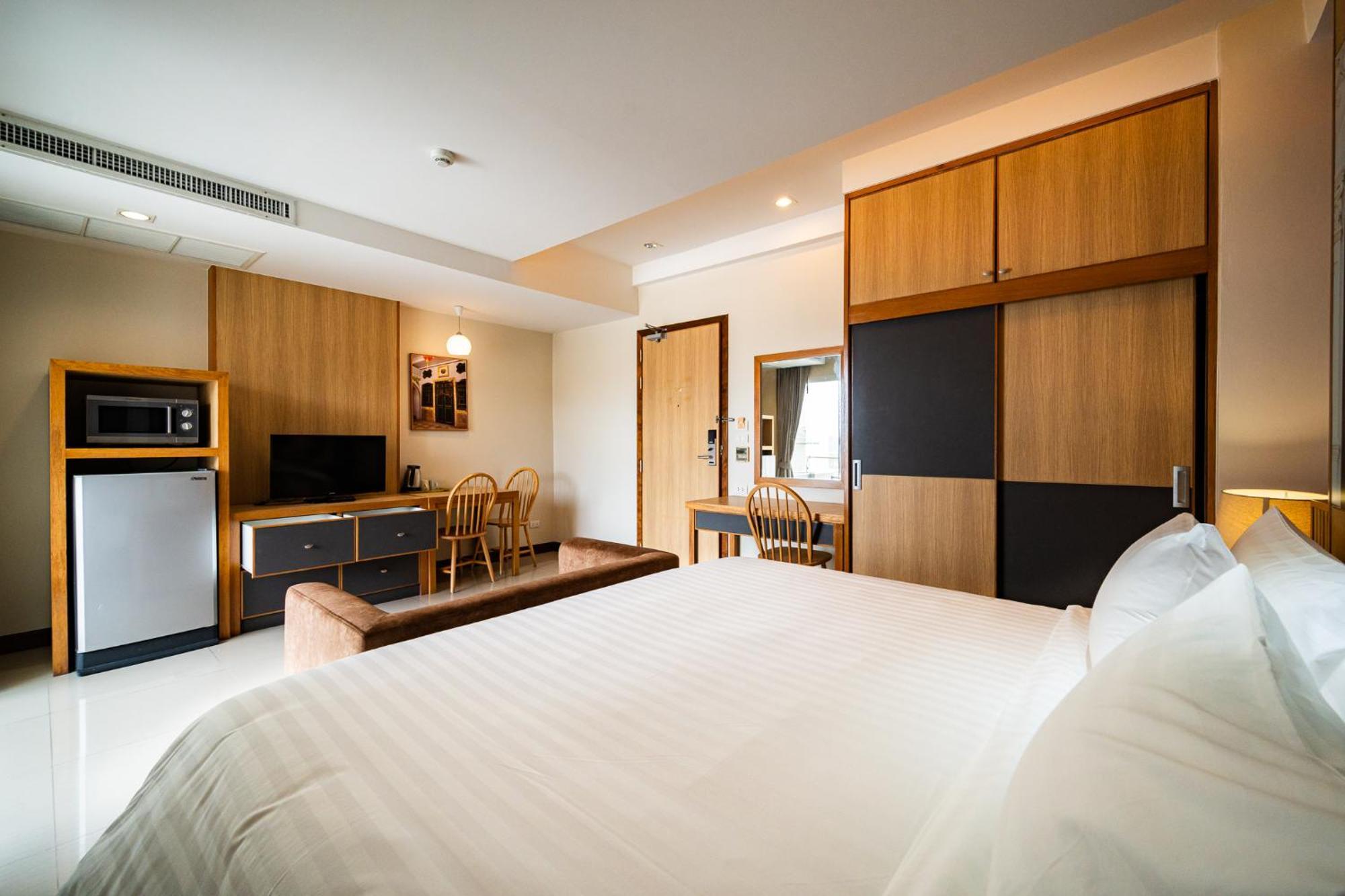 Superior Double Room,1731424305:JPEG