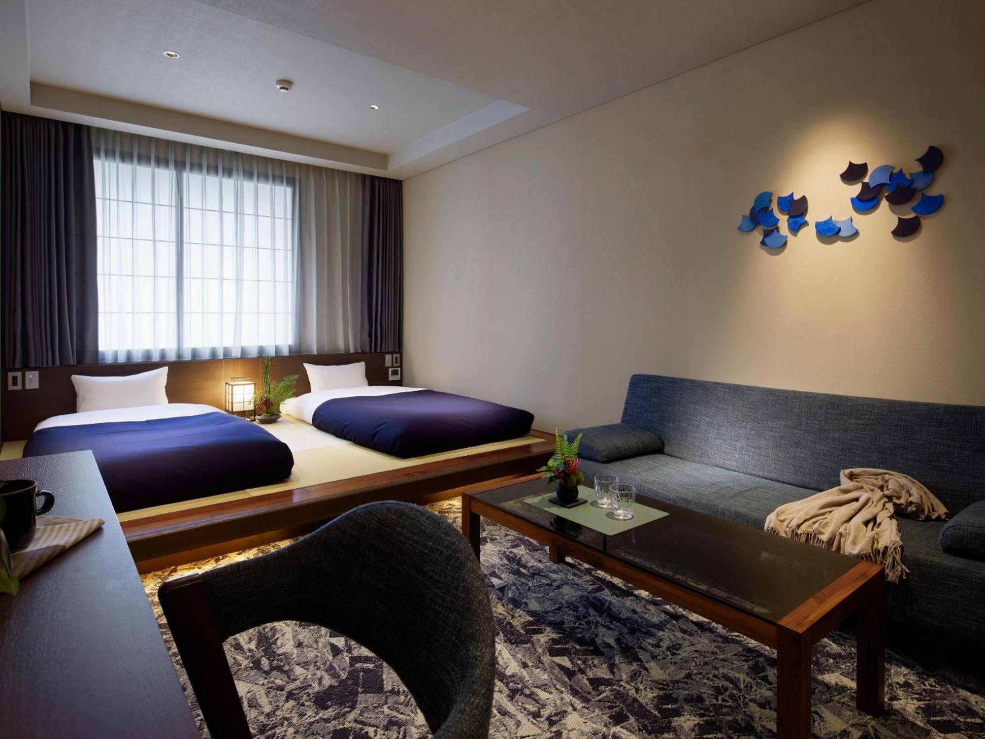 Japanese-Style Room