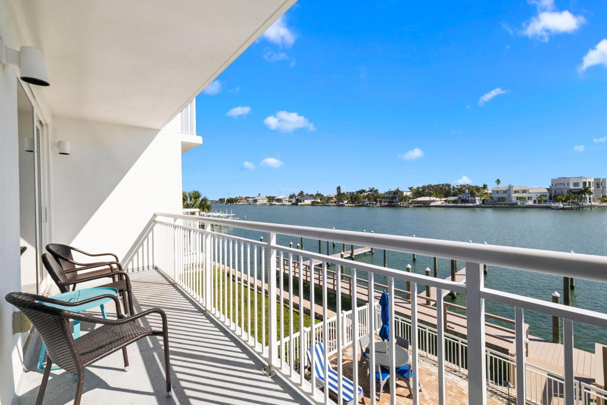 Two-Bedroom Two Bath Bay Front Suite
