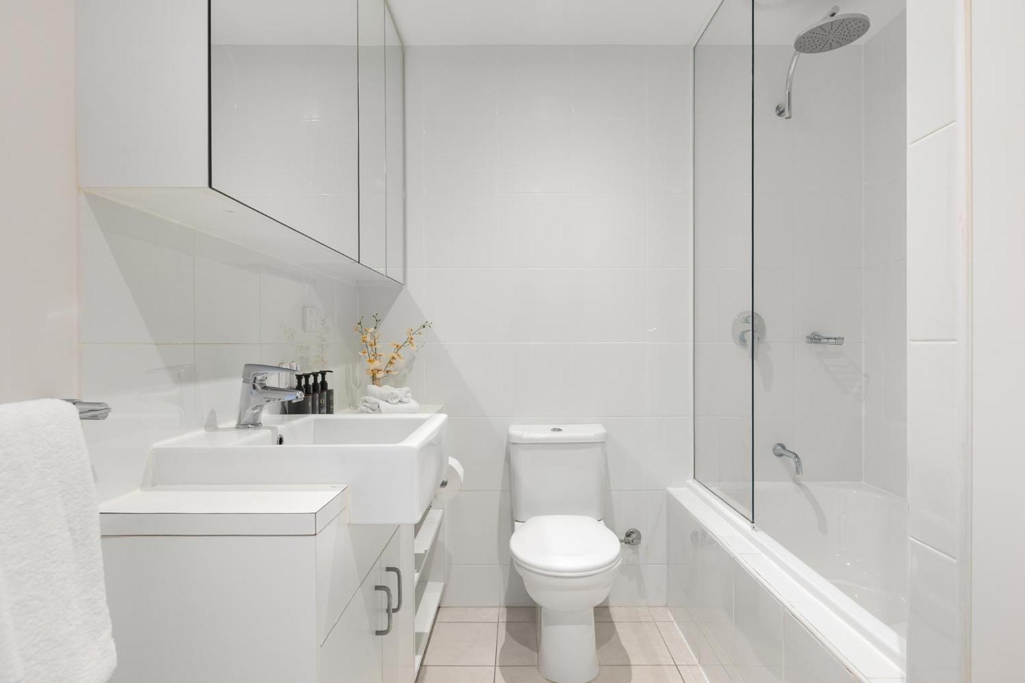 Standard Two-Bedroom Apartment,1746845811:JPEG