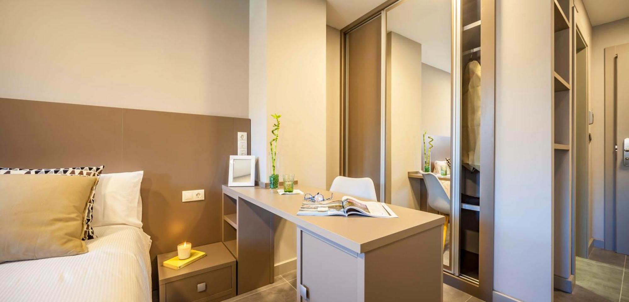 Double Room no kitchen