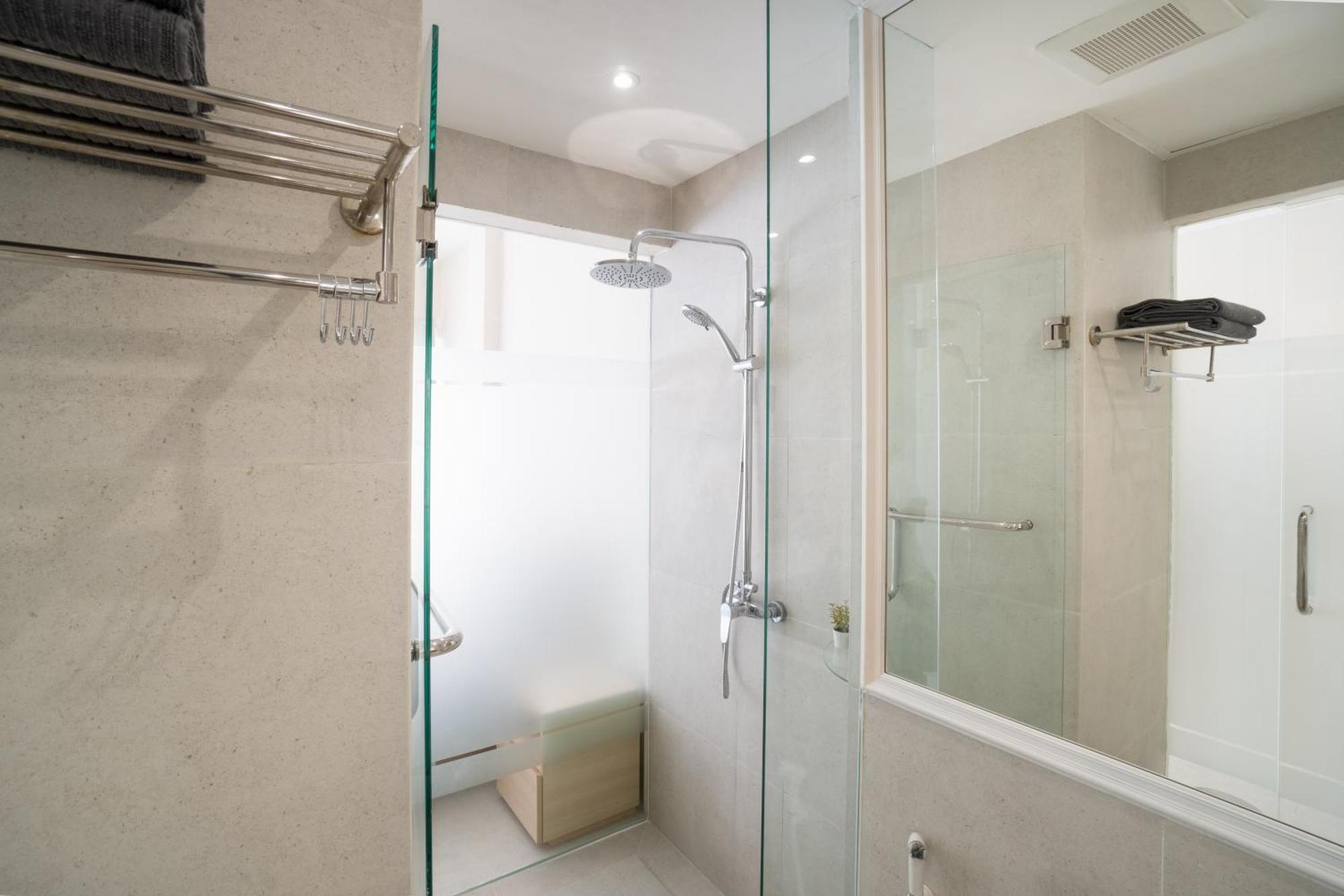 Large Double Room