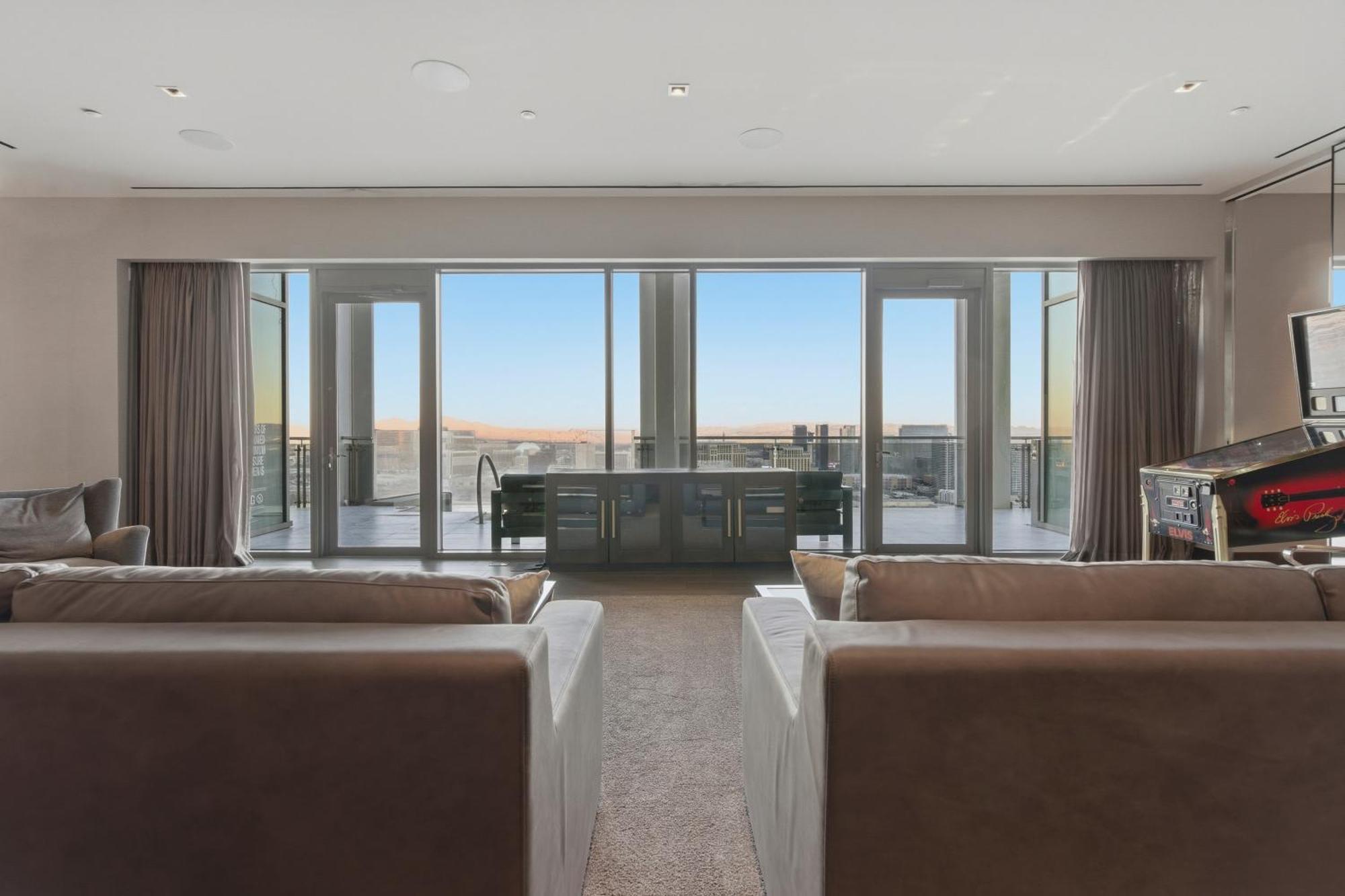Skyline Playboy‑Style 3,300sqft Penthouse | Full Strip View & Private Balcony