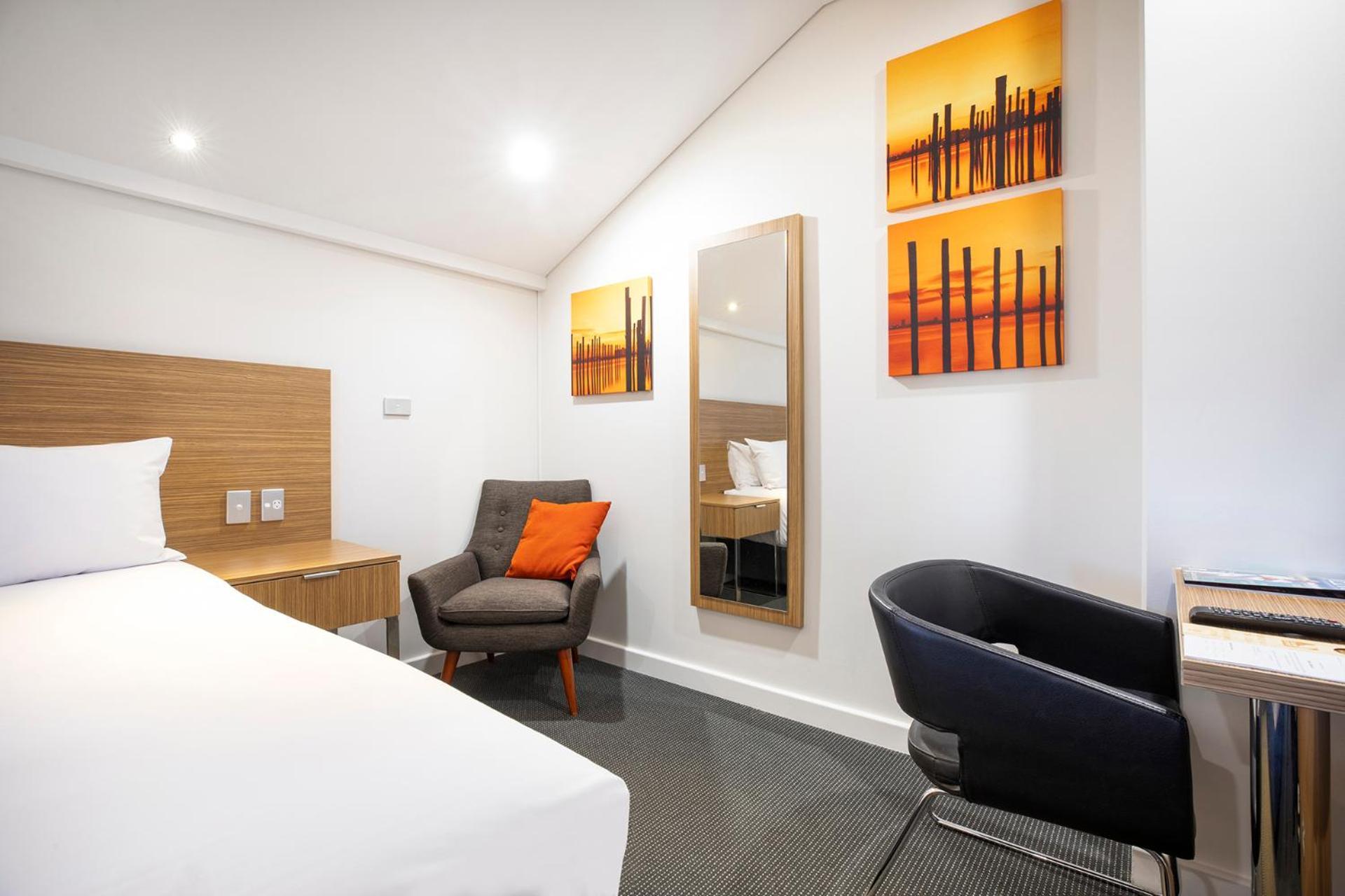 Queen Room