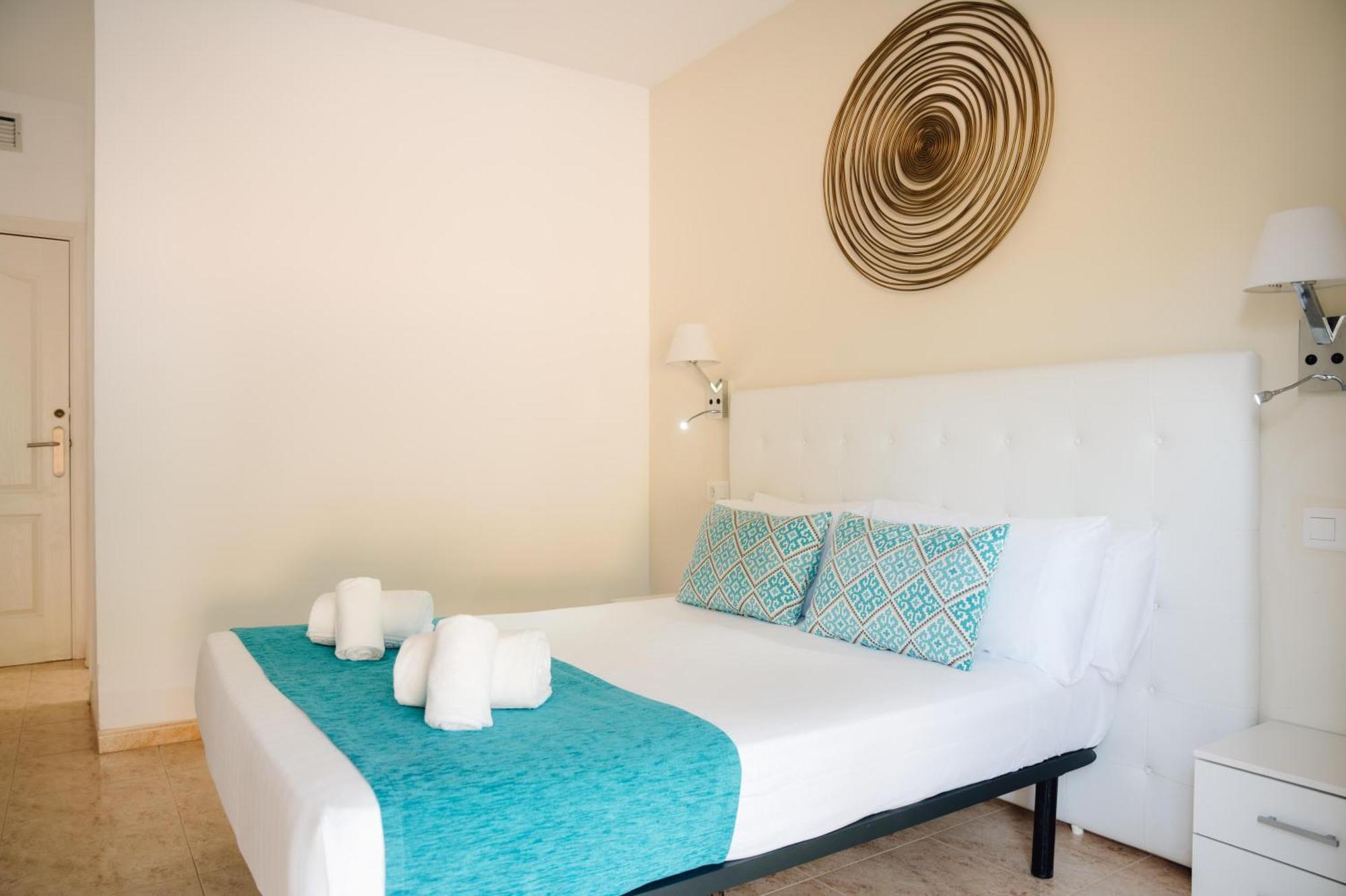 Habitación Doble (2 adultos)