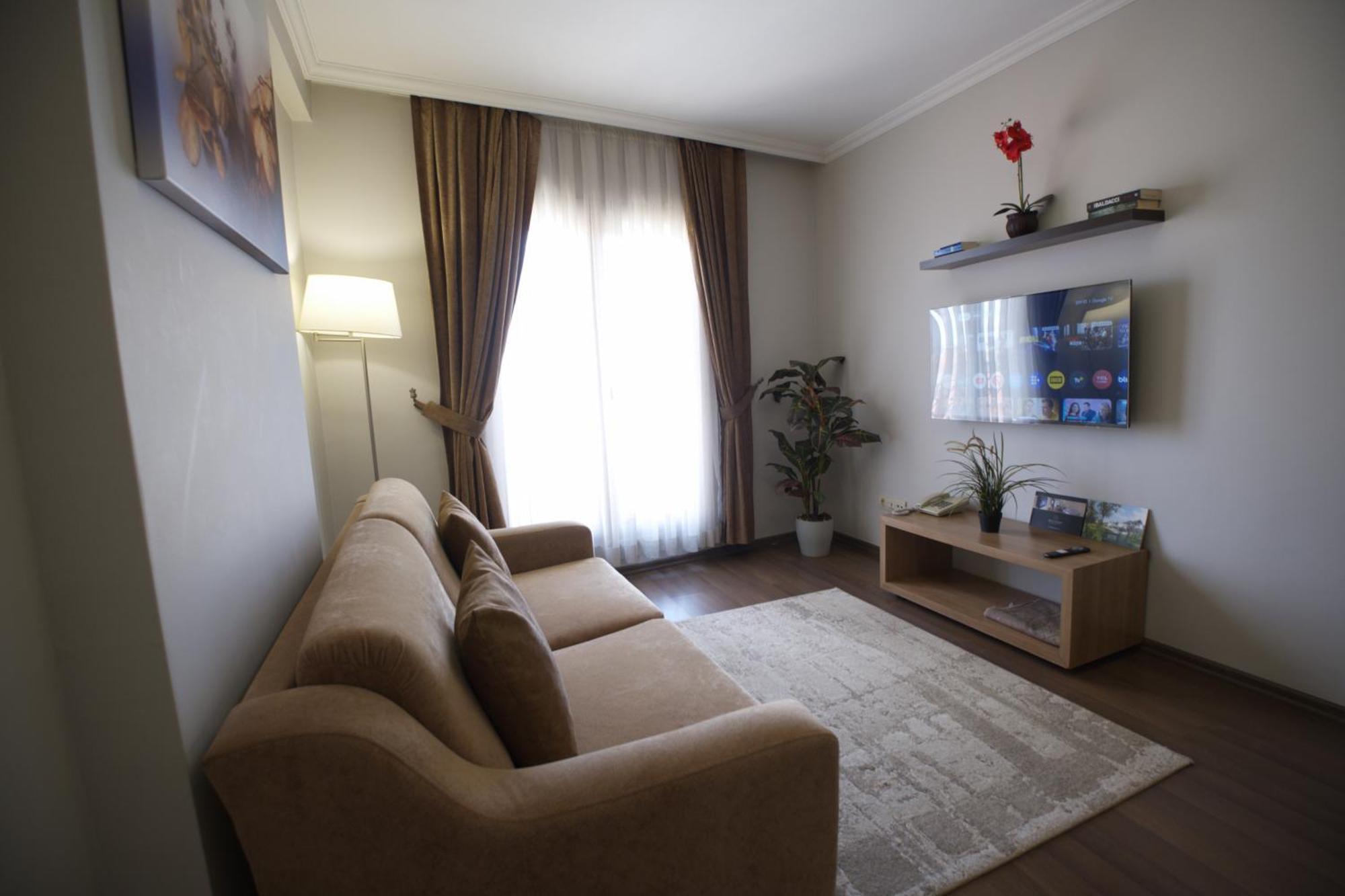 One-Bedroom Apartment,1765853033:JPEG