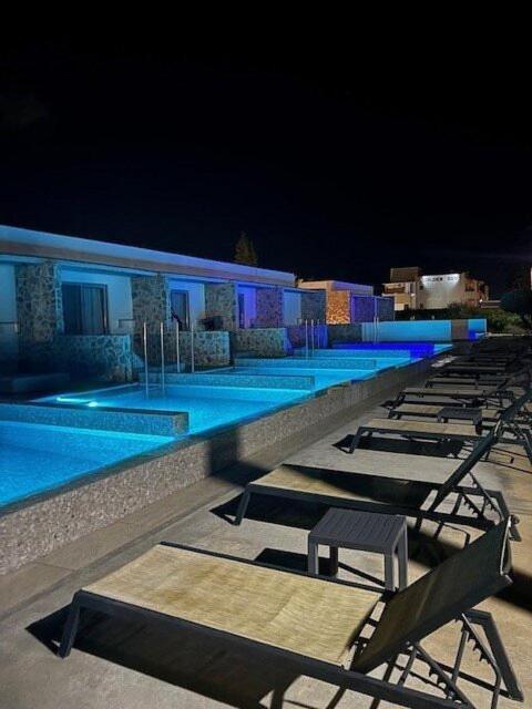 Suite Private Pool,1765866808:JPEG