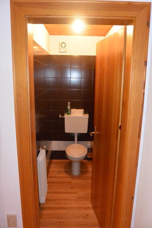 Appartamento con 2 Camere da Letto e Balcone (5 Adulti)