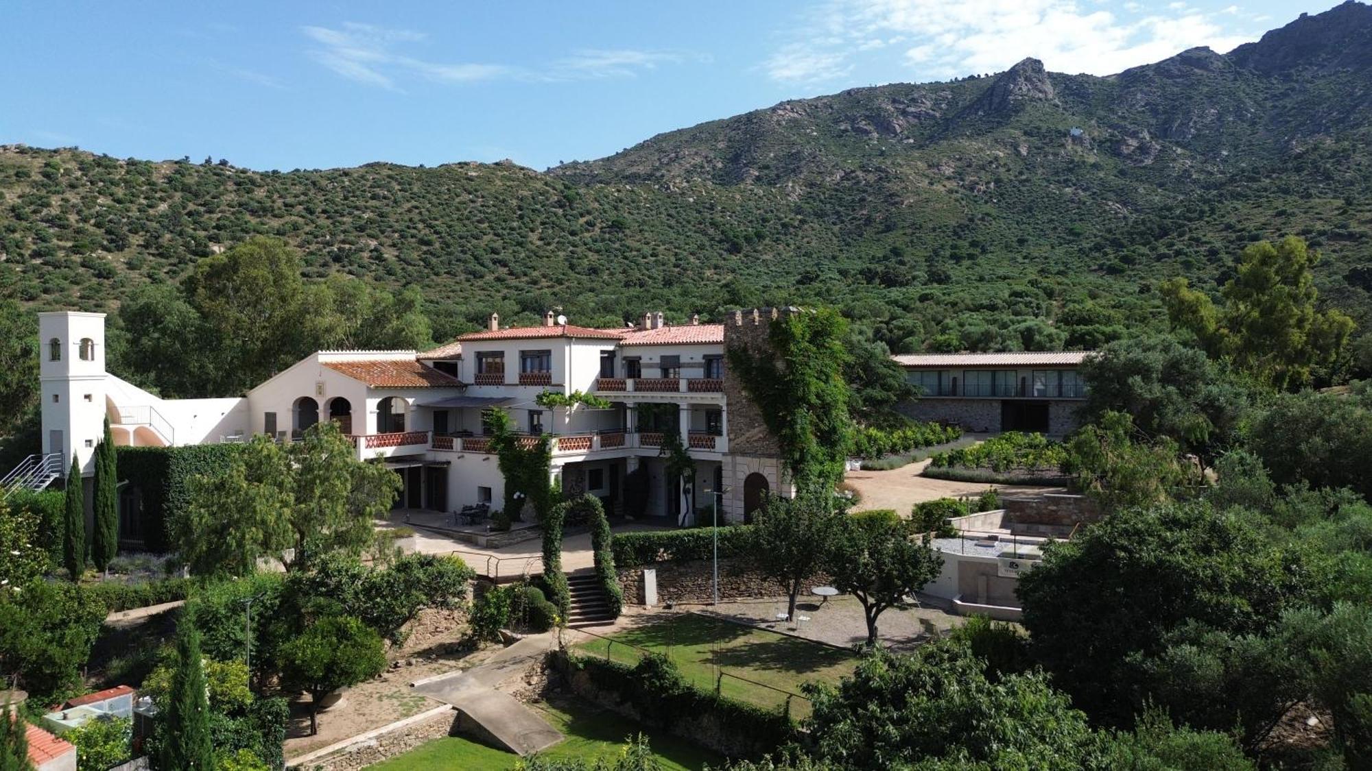 Estudio con balcón