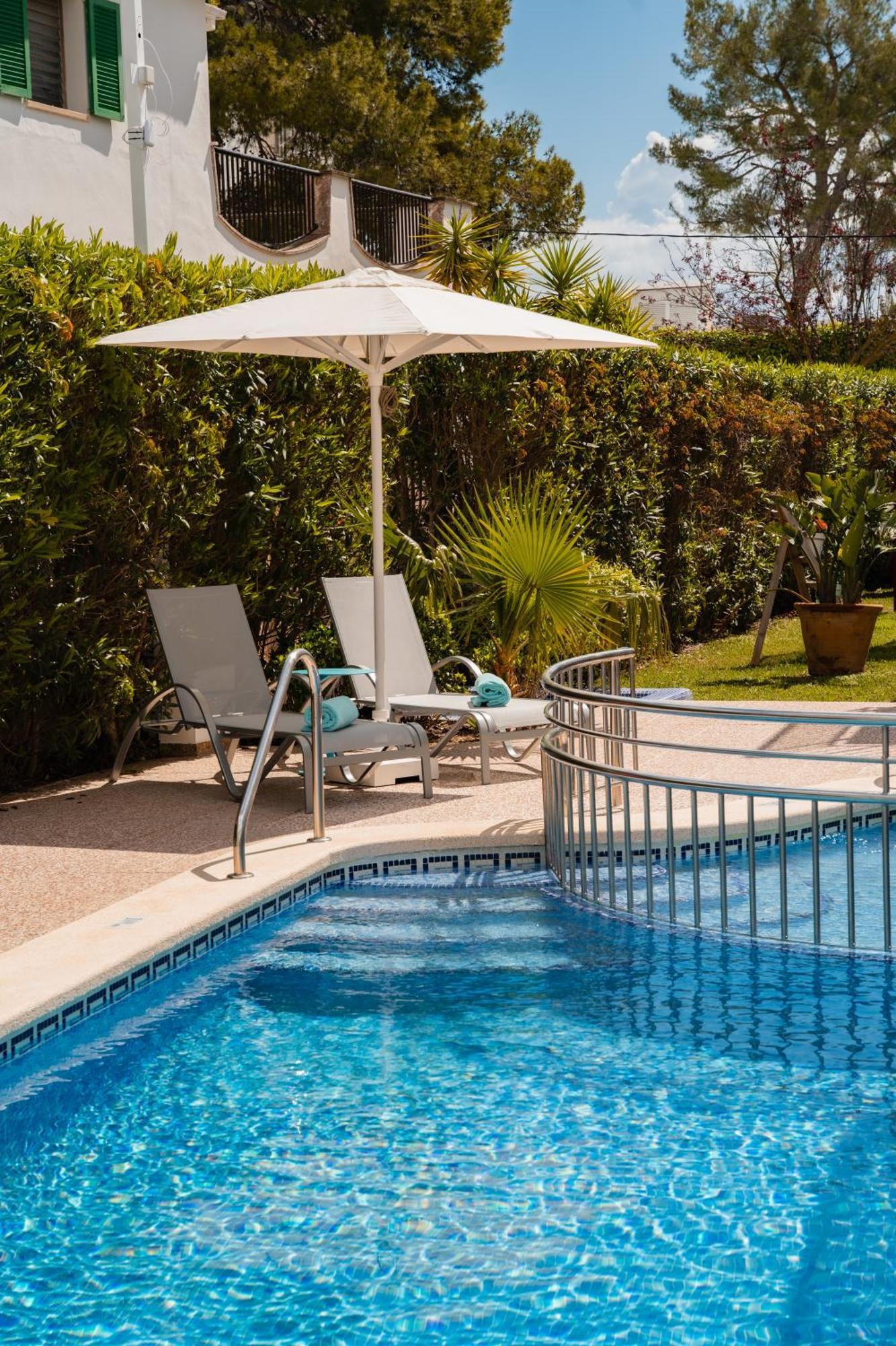 One-Bedroom Apartment Ground Floor Garden View Bonavida Pines