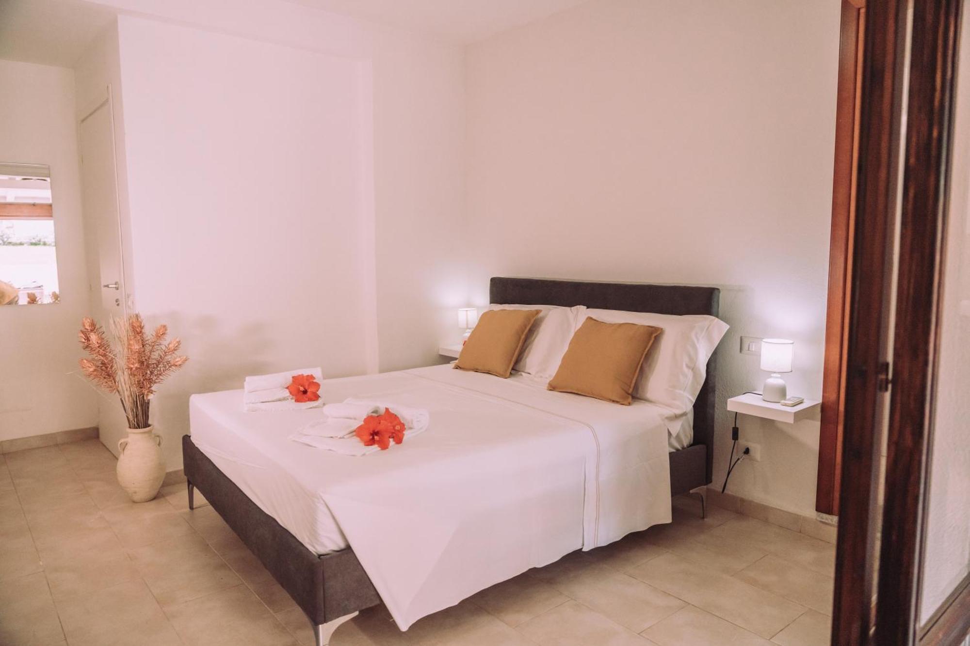 One-Bedroom Standard Apartment