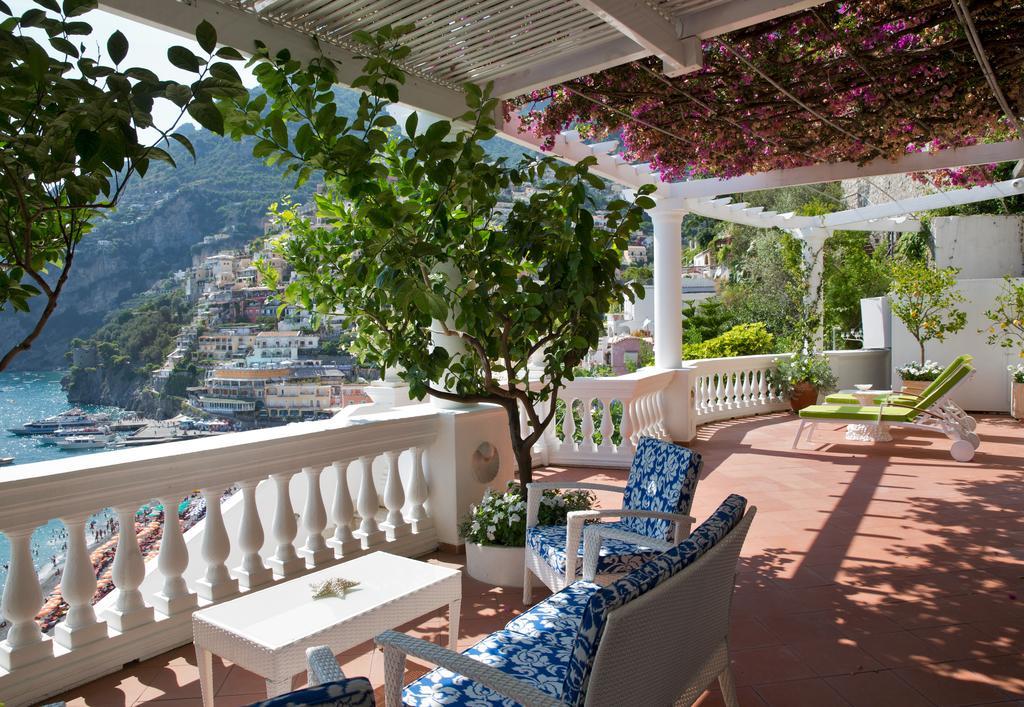 One-Bedroom Apartment with Terrace and Sea View