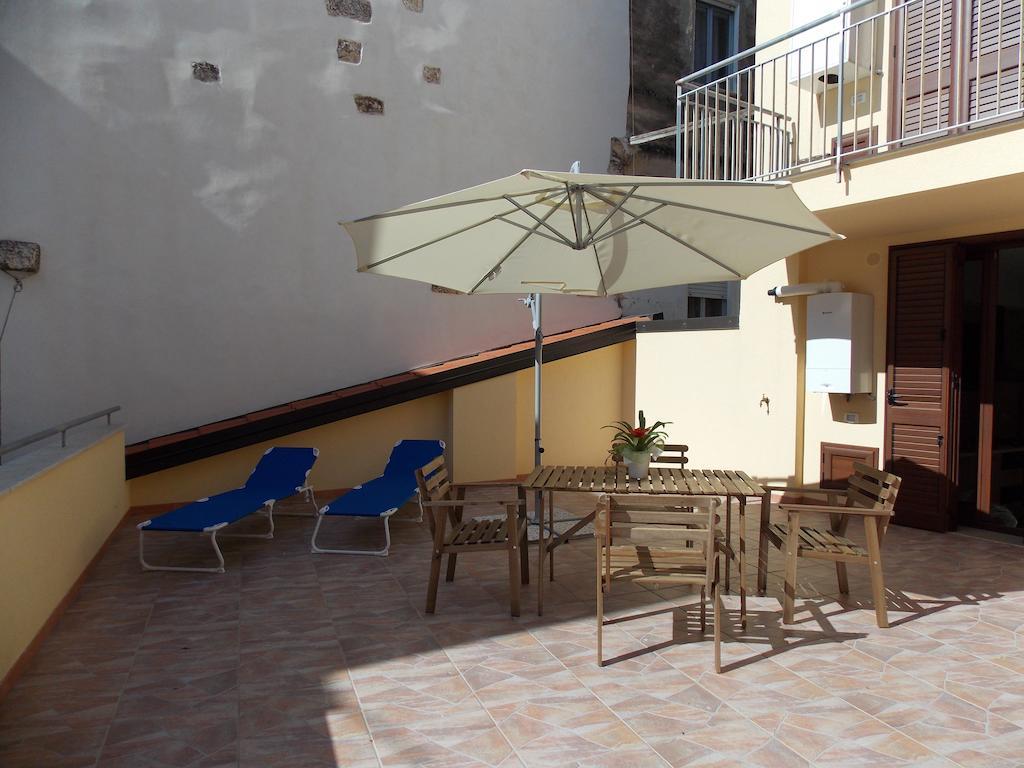 One-Bedroom Apartment with Terrace