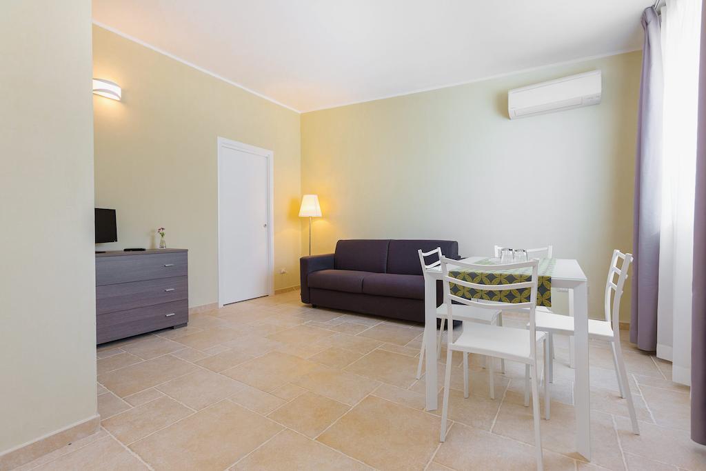 Apartment,537636414:JPEG