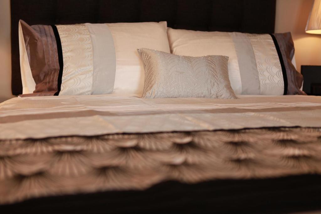 Deluxe Studio - No.7,25480173:JPEG