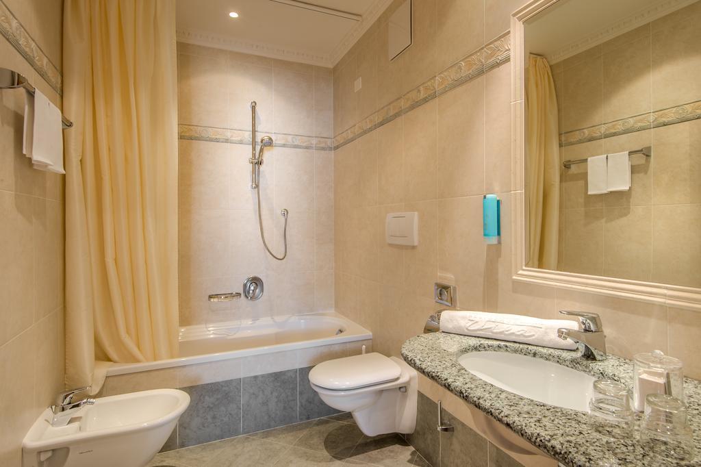 Two-Bedroom Apartment,845794928:JPEG