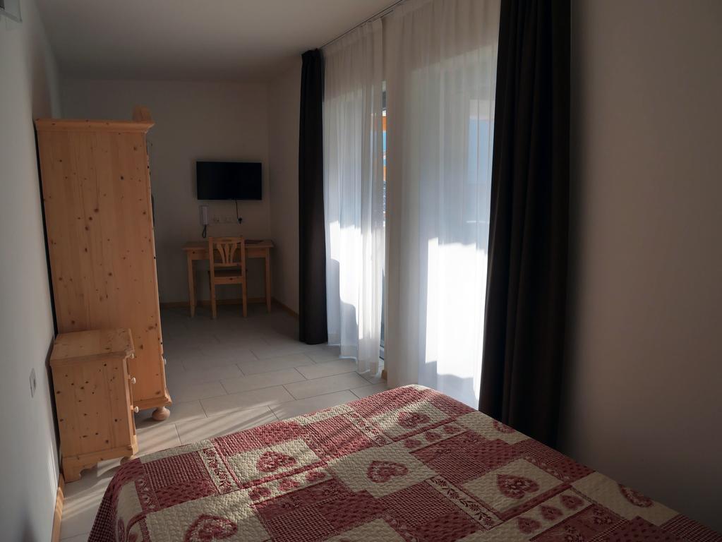 Single Room Mountain View,339509119:JPEG