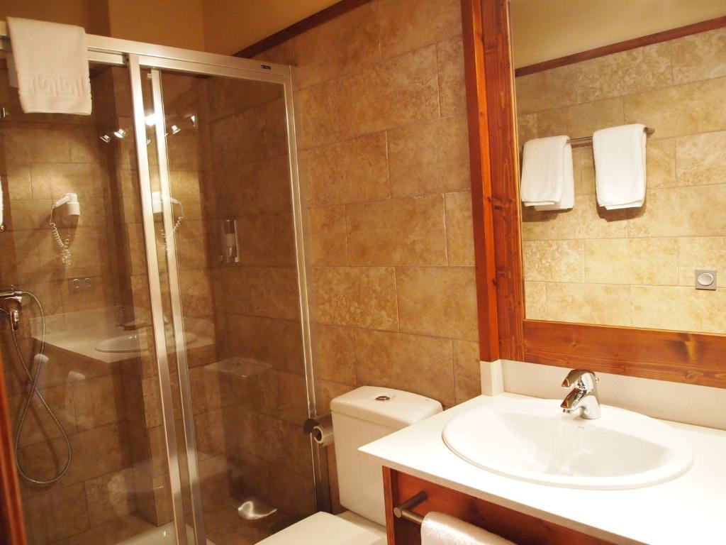 One-Bedroom Apartment (2 Adults)