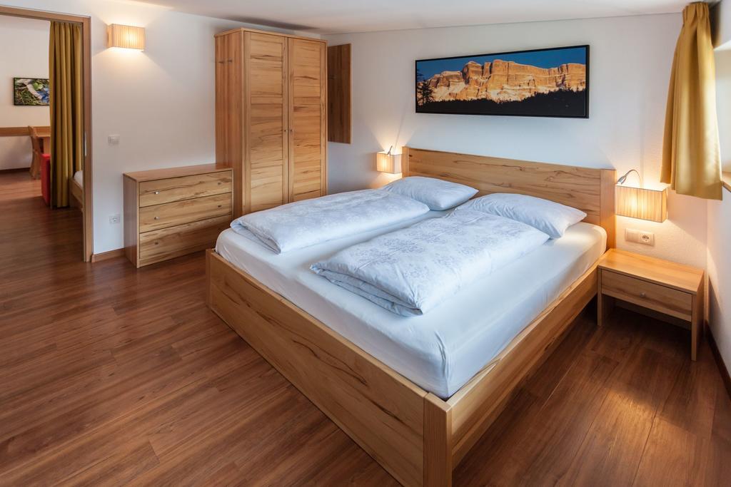Großes Apartment mit 1 Schlafzimmer
