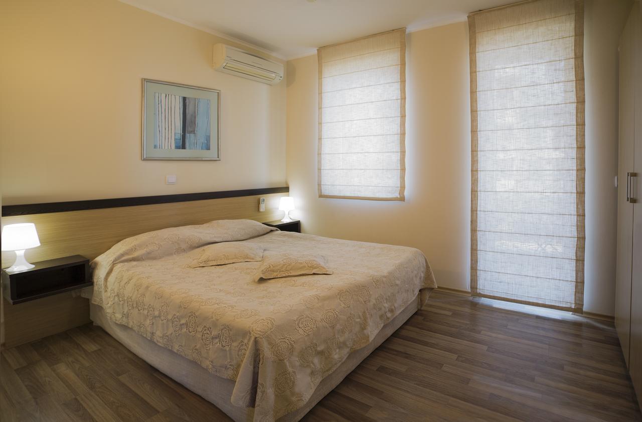 Two-Bedroom Apartment Exclusive Sea View