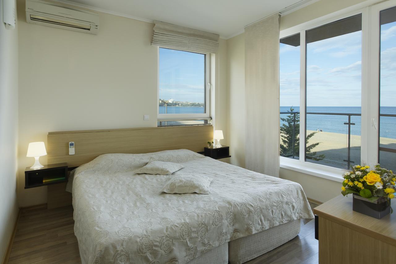 Two-Bedroom Apartment Exclusive Sea View