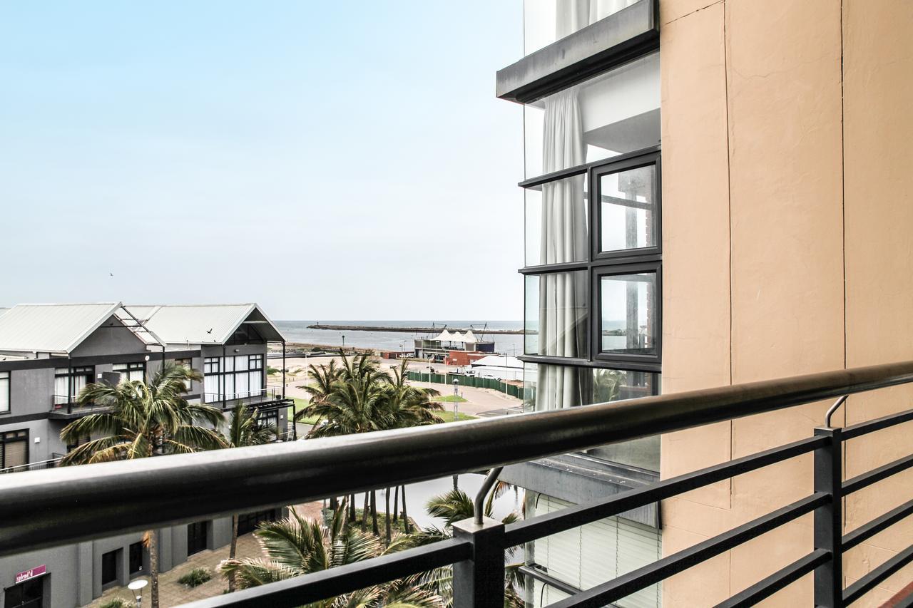 Deluxe Three-Bedroom Apartment with Sea View,719354368:JPEG