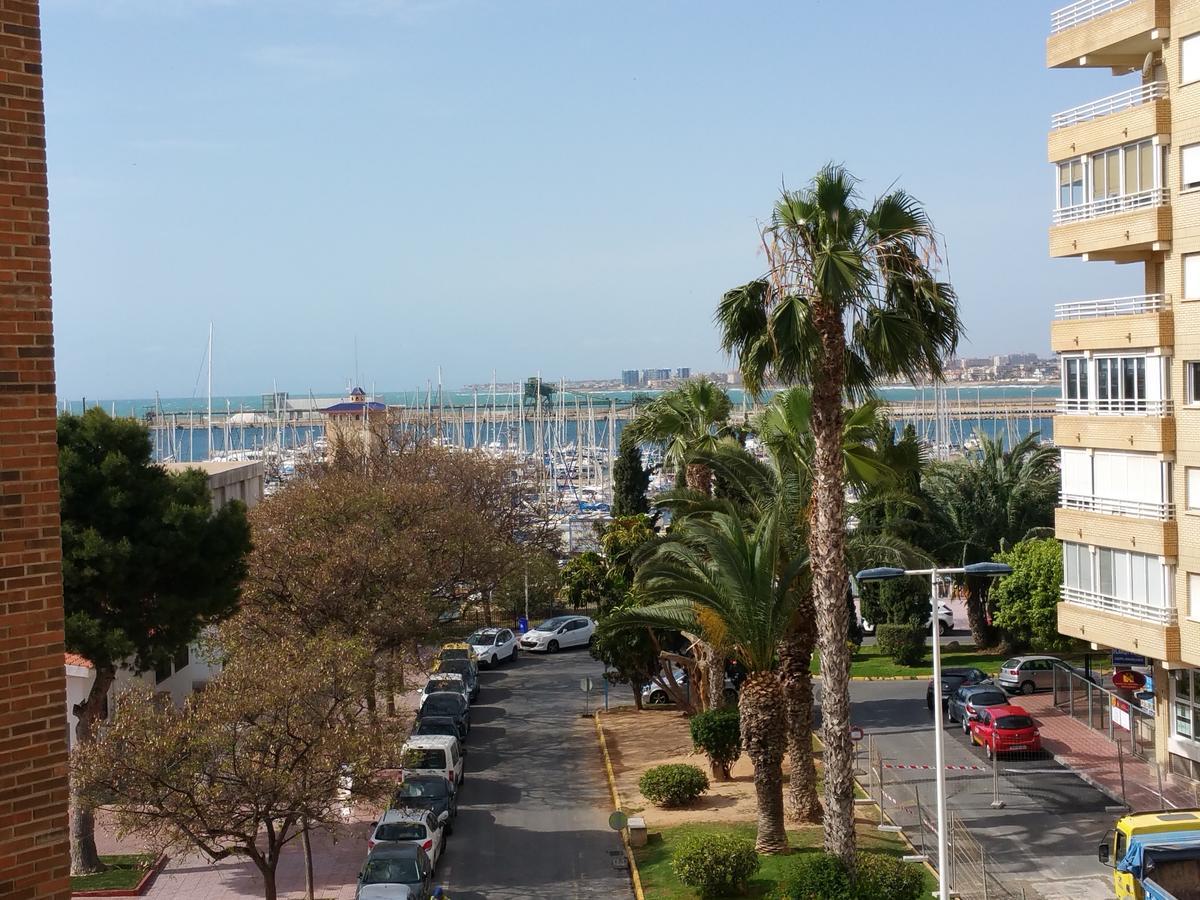 Studio Apartment with Side Sea View