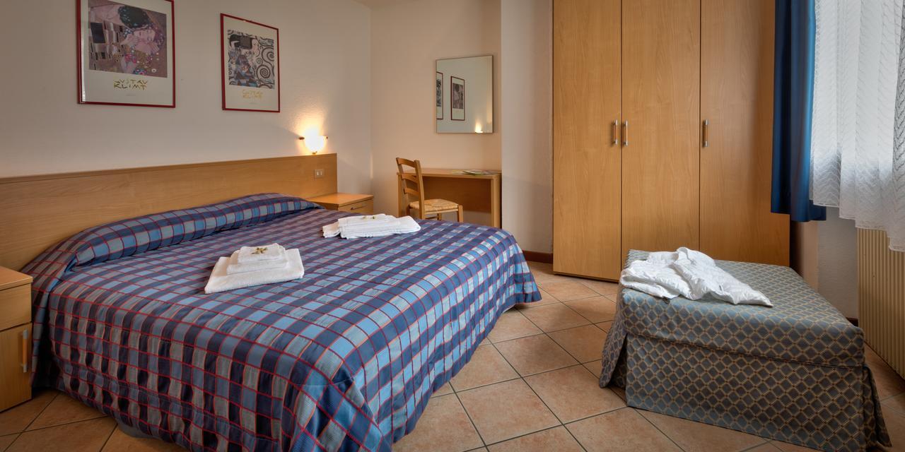 Quadruple Room,631377501:JPEG
