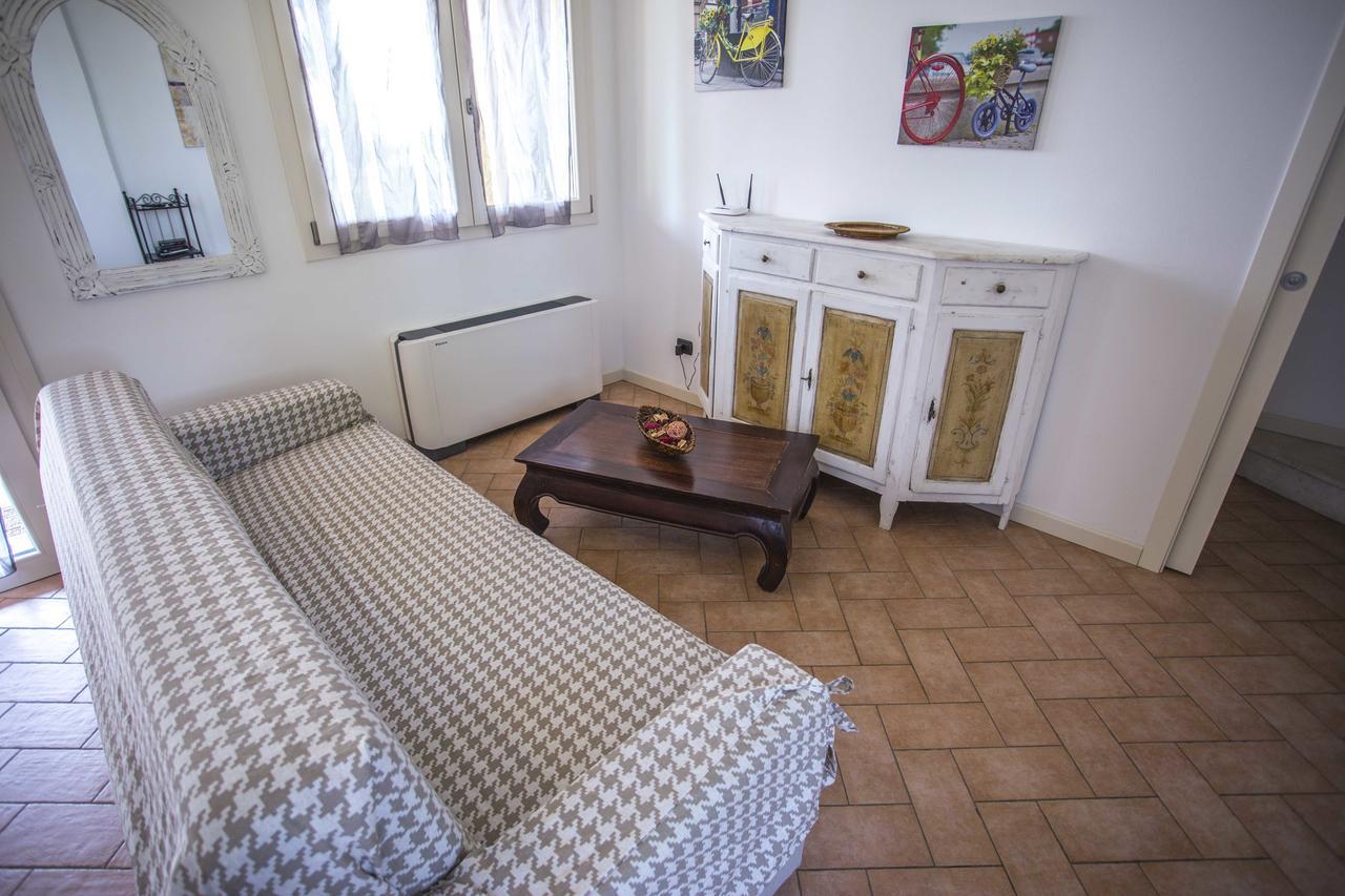 Two-Bedroom Apartment Split Level,710955799:JPEG