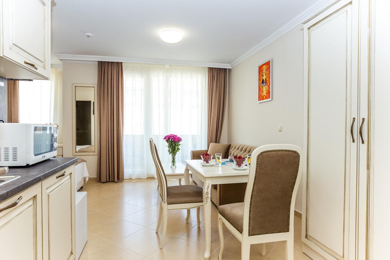 Standard Studio with Balcony