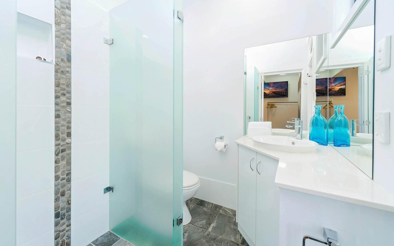 Deluxe Suite with Sea View