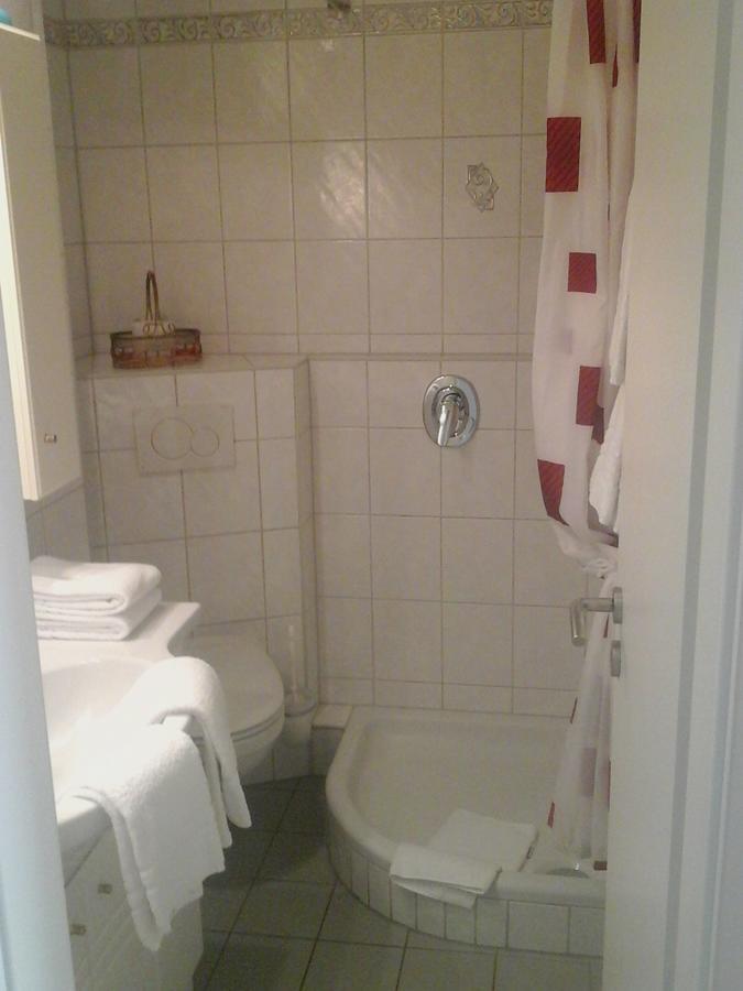 Apartment 5