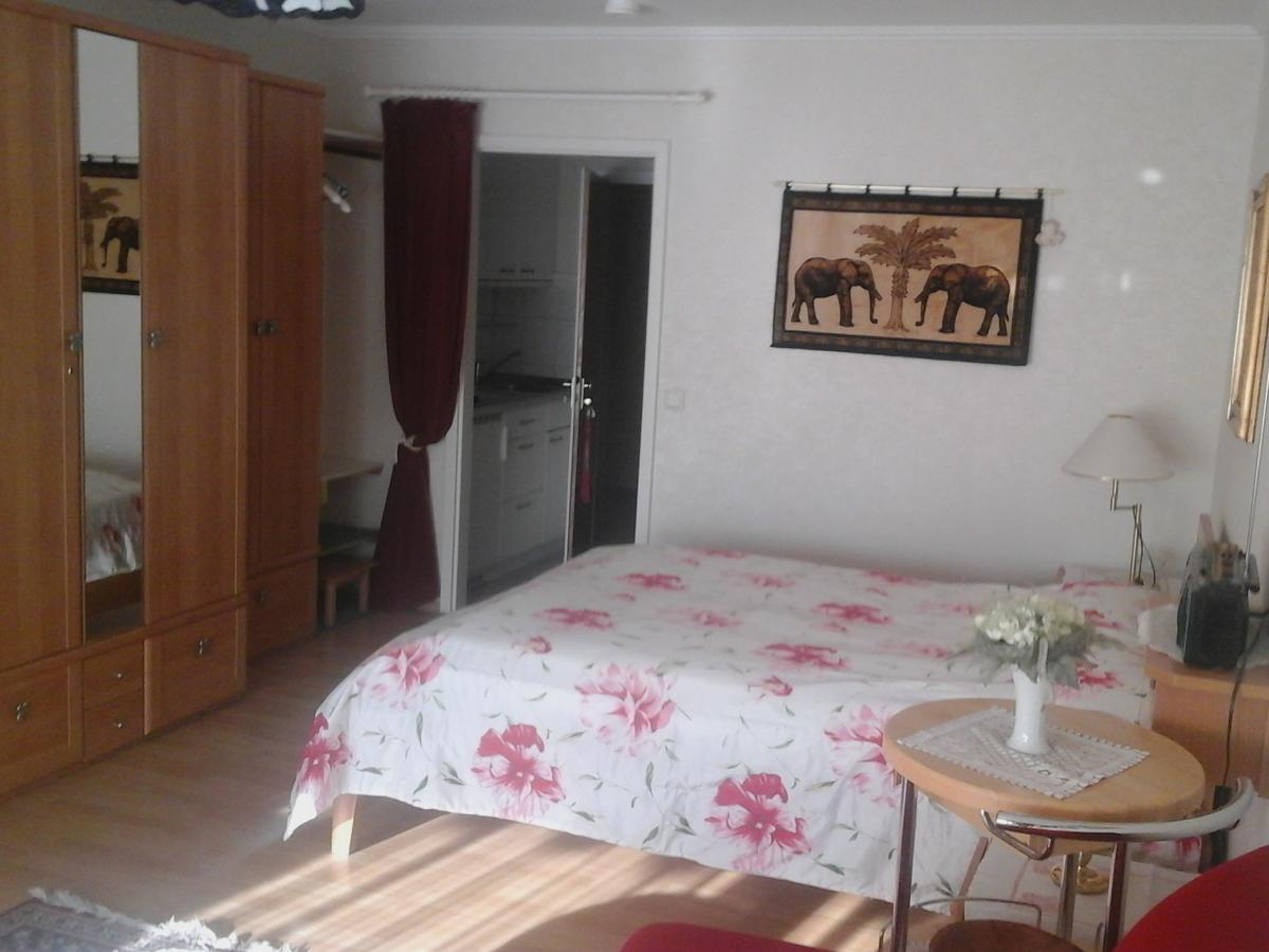 Apartment 5